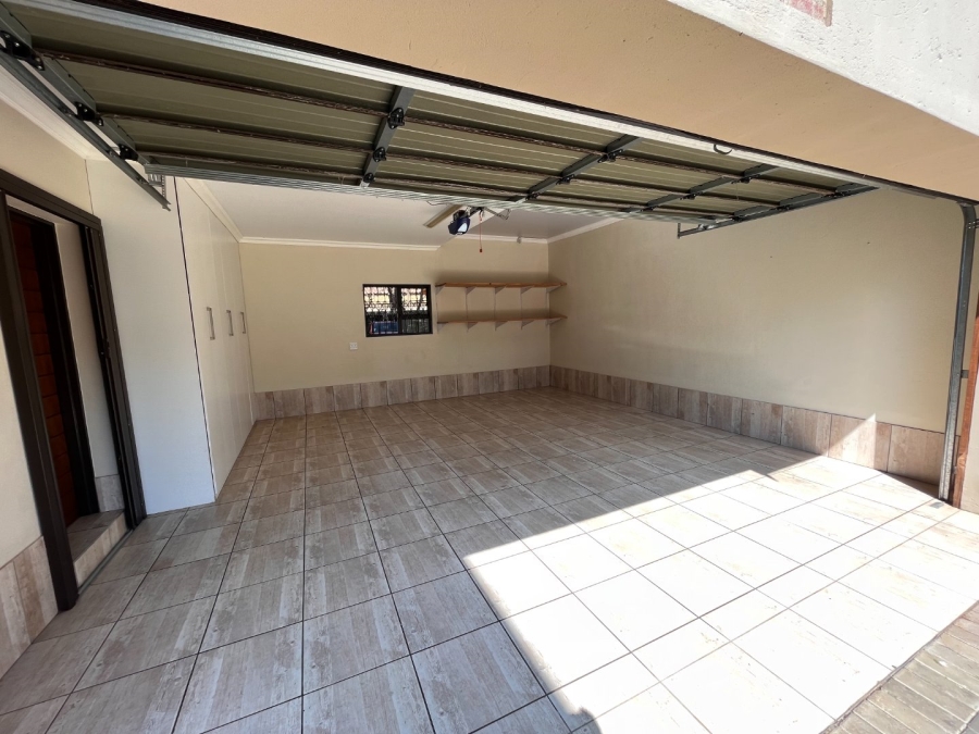 3 Bedroom Property for Sale in Baillie Park North West